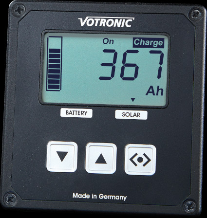 Enthaltene Komponente: Votronic LCD Energy Monitor CI Display – kein Foto des vollständigen Sets